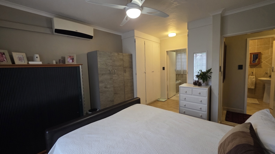 2 Bedroom Property for Sale in The Wilds Gauteng