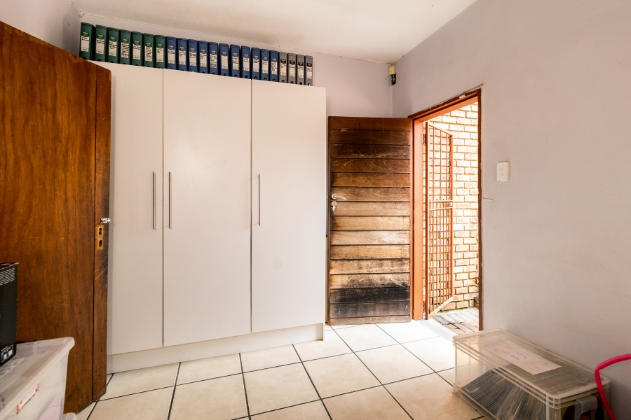 5 Bedroom Property for Sale in Moreleta Park Gauteng