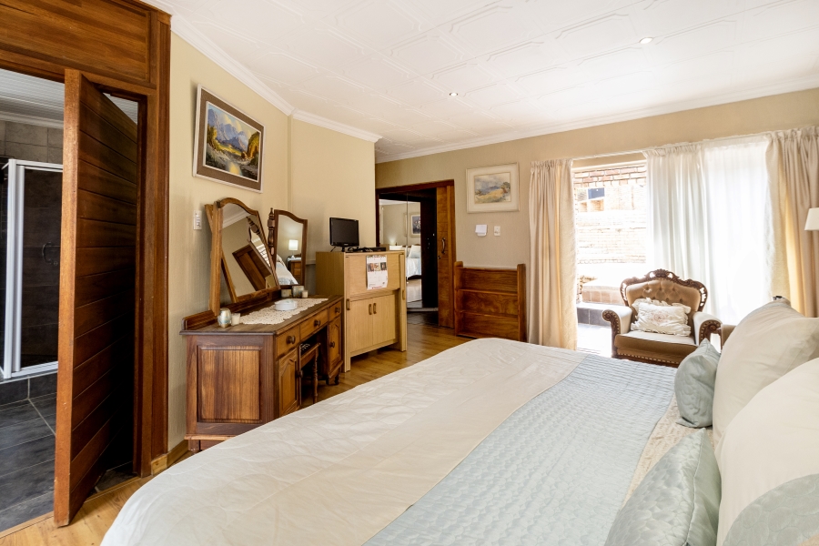 To Let 5 Bedroom Property for Rent in Moreleta Park Gauteng