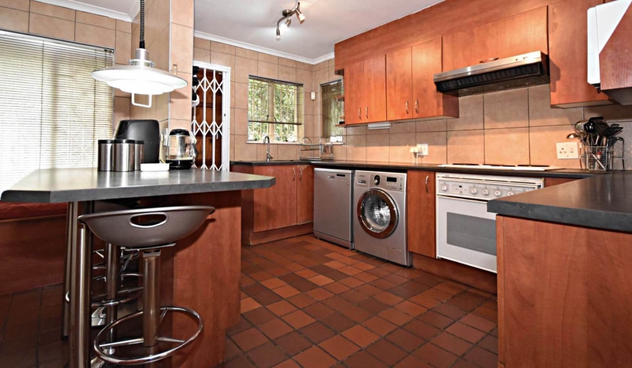 4 Bedroom Property for Sale in Ferndale Gauteng