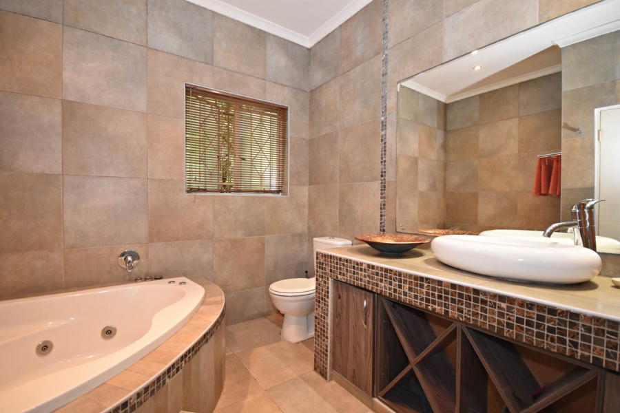 4 Bedroom Property for Sale in Ferndale Gauteng