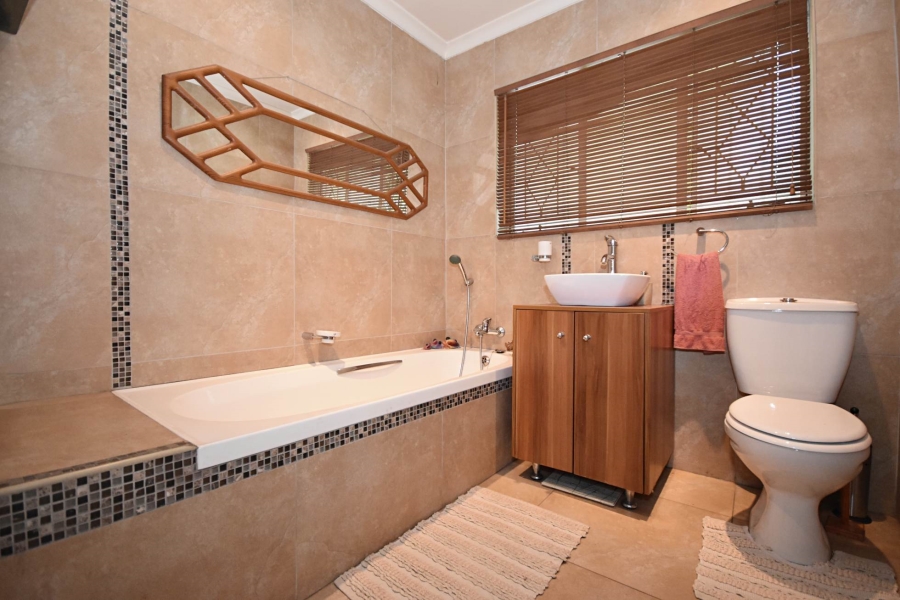 4 Bedroom Property for Sale in Ferndale Gauteng