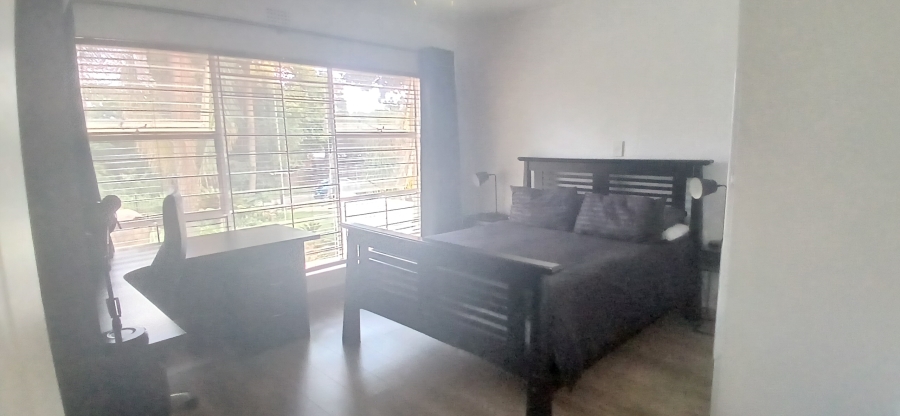 5 Bedroom Property for Sale in Rant En Dal Gauteng