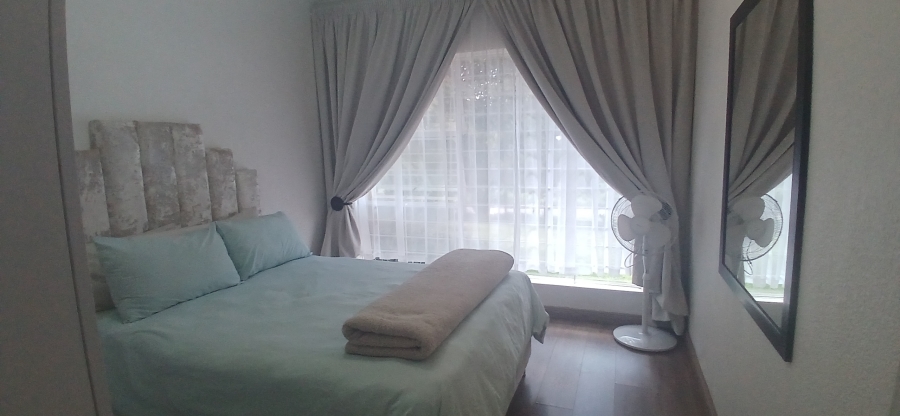 5 Bedroom Property for Sale in Rant En Dal Gauteng