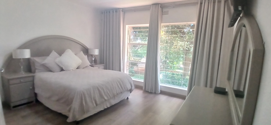 5 Bedroom Property for Sale in Rant En Dal Gauteng