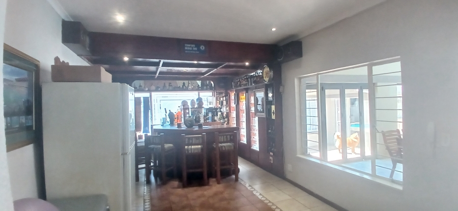 5 Bedroom Property for Sale in Rant En Dal Gauteng