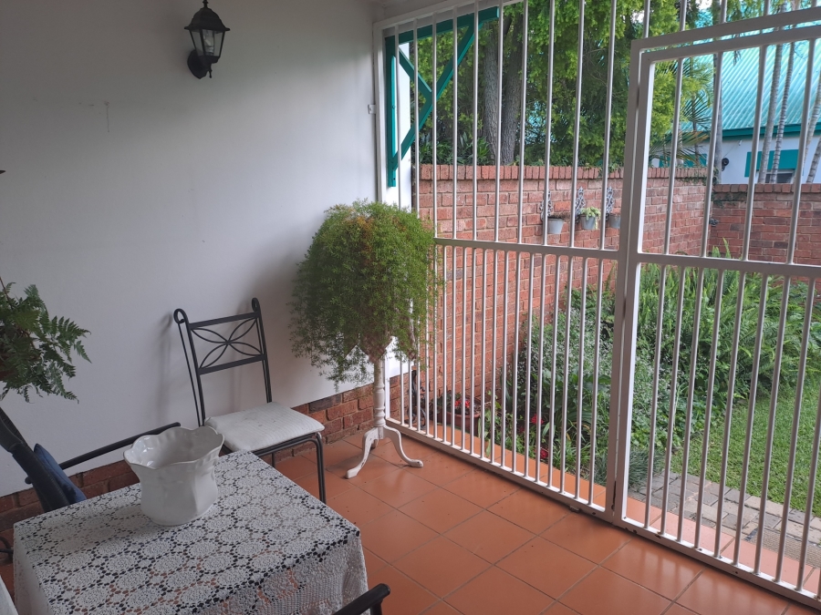 2 Bedroom Property for Sale in Faerie Glen Gauteng