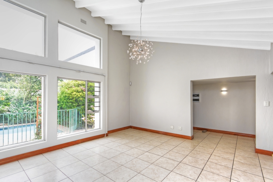 3 Bedroom Property for Sale in Strathavon Gauteng