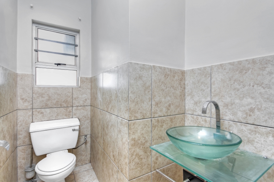 3 Bedroom Property for Sale in Strathavon Gauteng