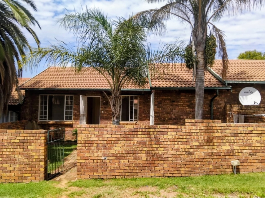 3 Bedroom Property for Sale in Birchleigh Gauteng