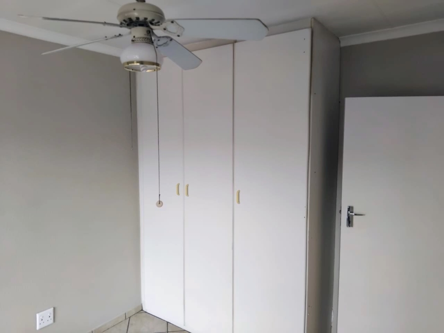 3 Bedroom Property for Sale in Birchleigh Gauteng