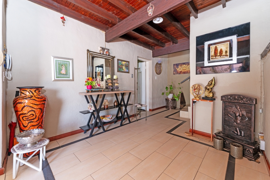 7 Bedroom Property for Sale in Bordeaux Gauteng