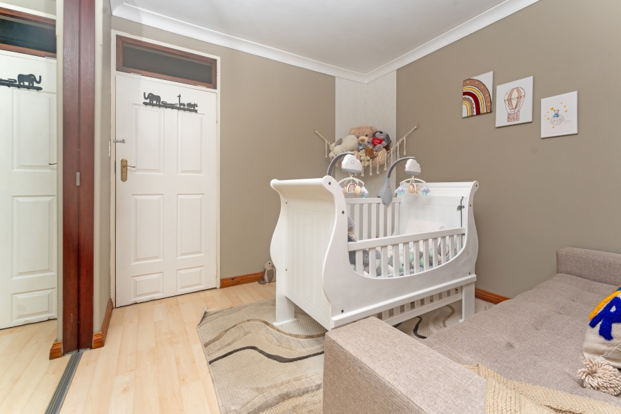 7 Bedroom Property for Sale in Bordeaux Gauteng