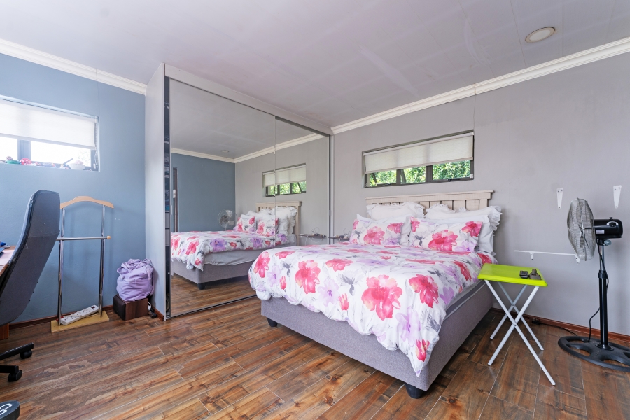 7 Bedroom Property for Sale in Bordeaux Gauteng