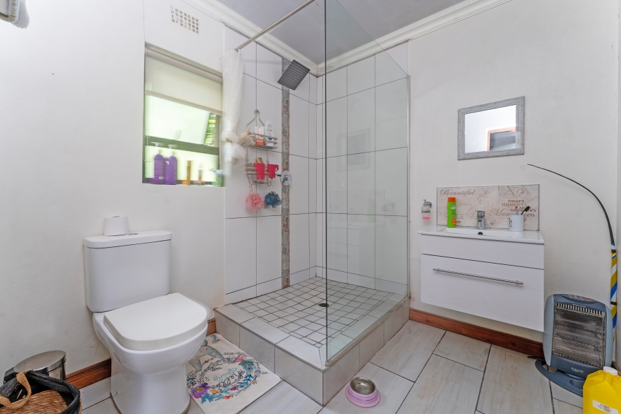 7 Bedroom Property for Sale in Bordeaux Gauteng