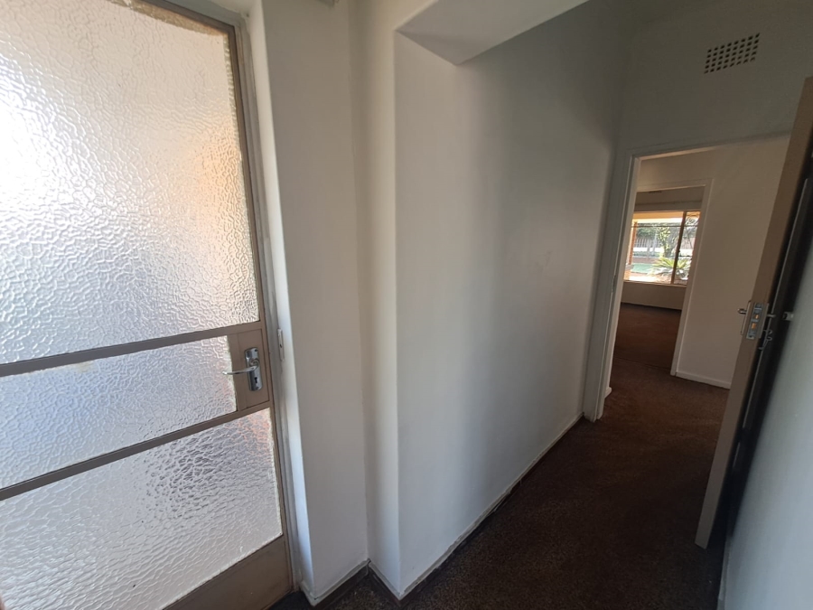 To Let 4 Bedroom Property for Rent in Duncanville Gauteng