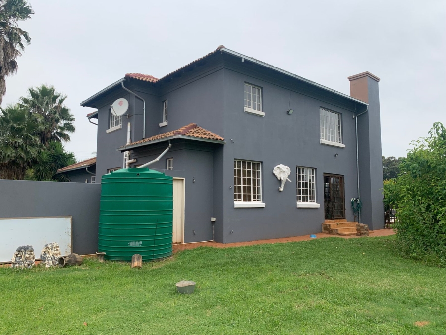 4 Bedroom Property for Sale in Amandasig Gauteng