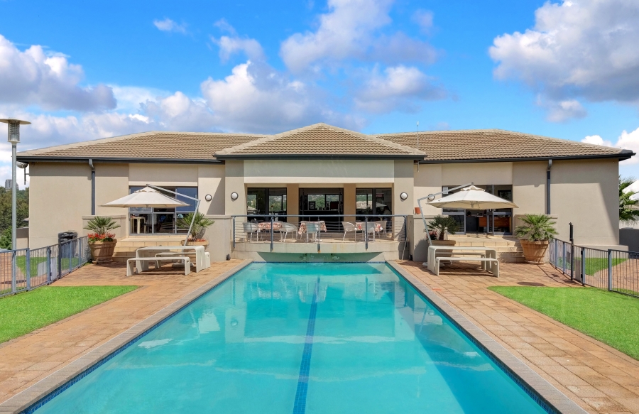 To Let 2 Bedroom Property for Rent in Wendywood Gauteng