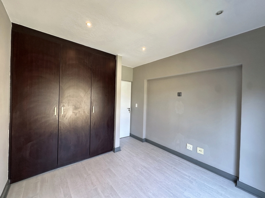 2 Bedroom Property for Sale in Wendywood Gauteng