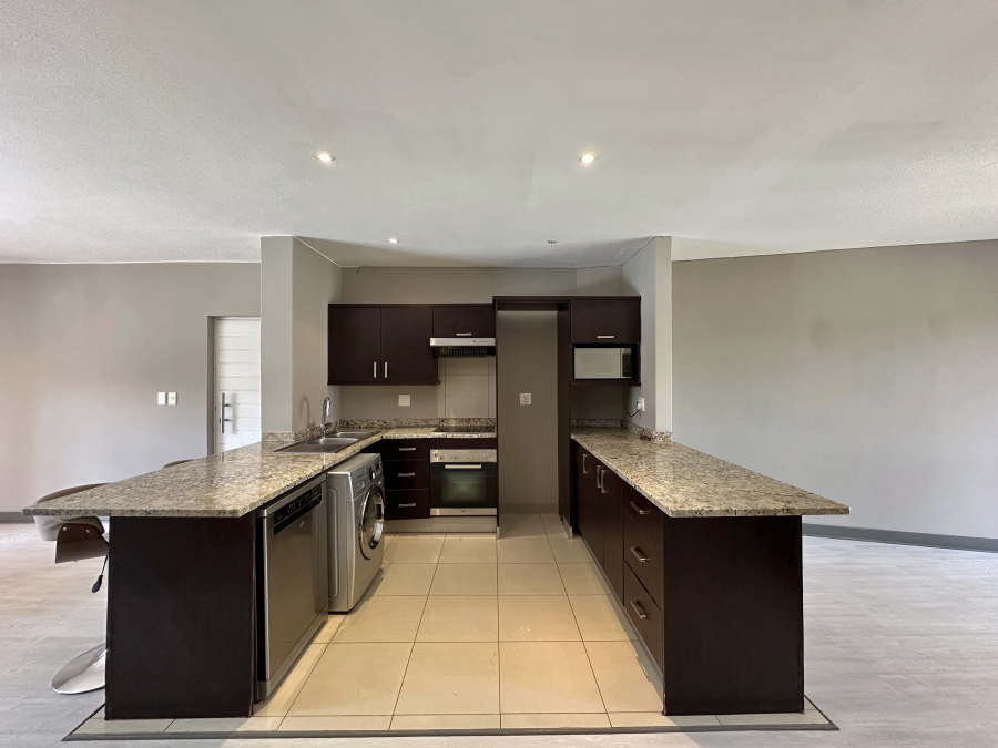 2 Bedroom Property for Sale in Wendywood Gauteng