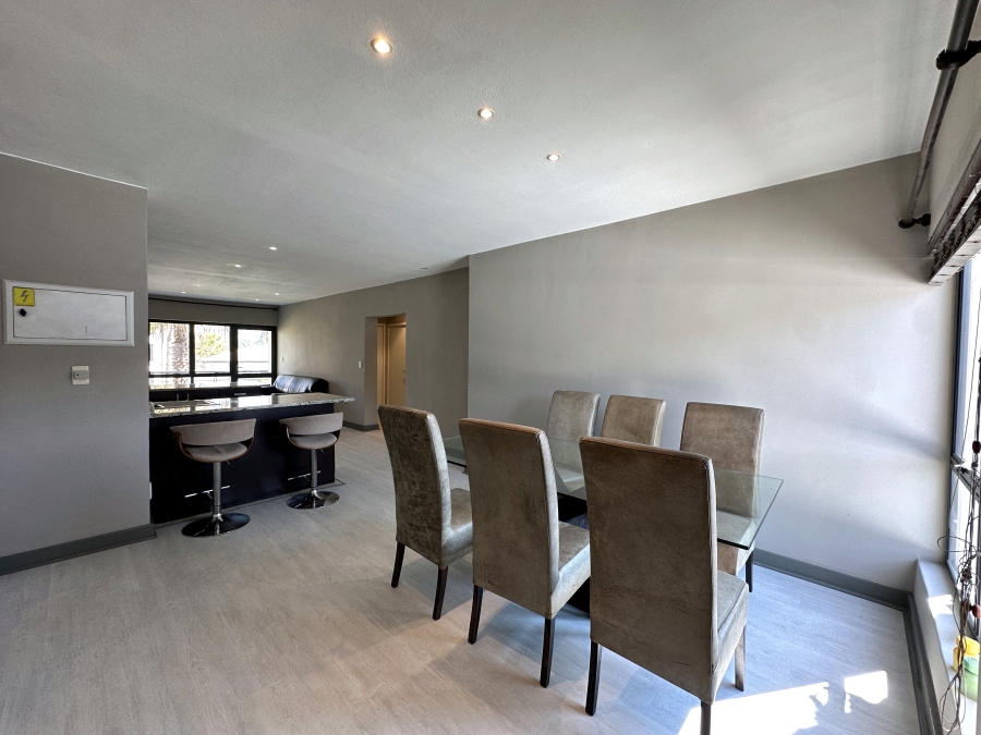2 Bedroom Property for Sale in Wendywood Gauteng