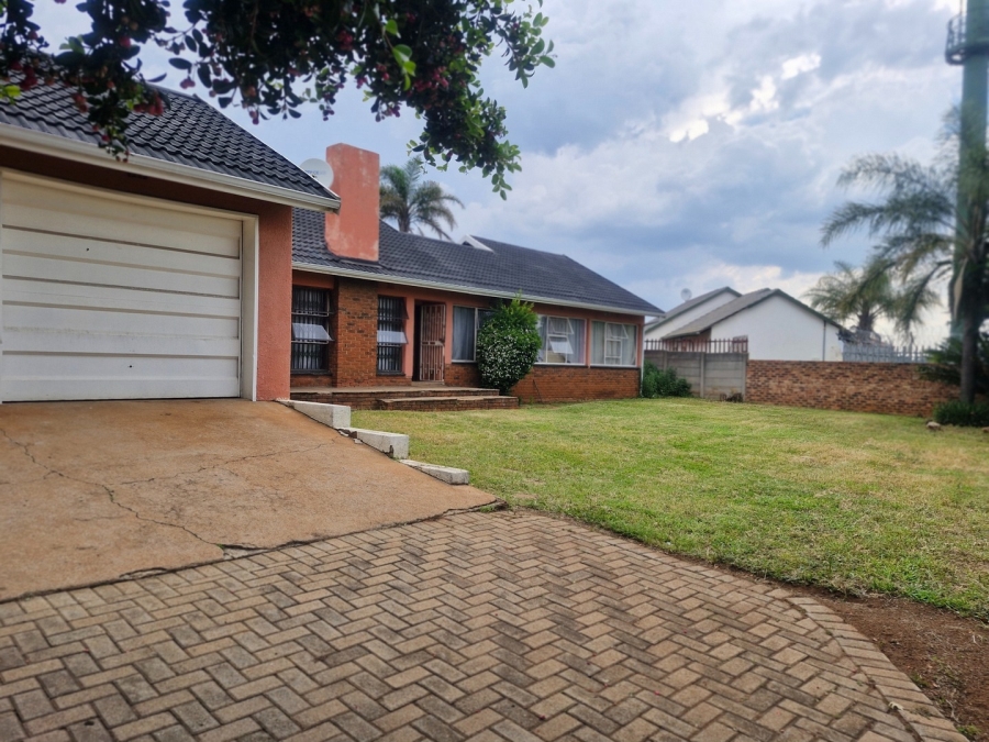 3 Bedroom Property for Sale in Norkem Park Gauteng
