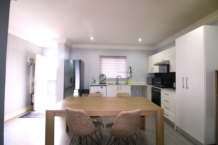 1 Bedroom Property for Sale in Edenburg Gauteng