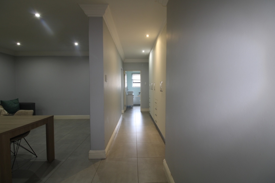 1 Bedroom Property for Sale in Edenburg Gauteng