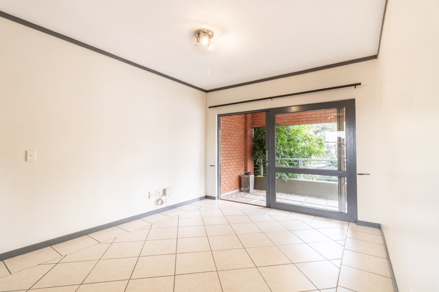 1 Bedroom Property for Sale in Lonehill Gauteng