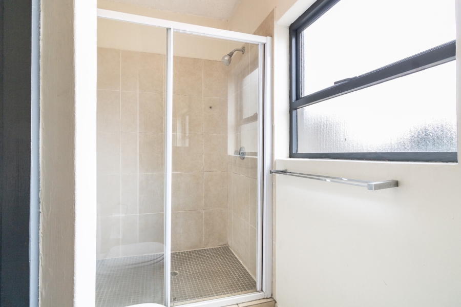 1 Bedroom Property for Sale in Lonehill Gauteng