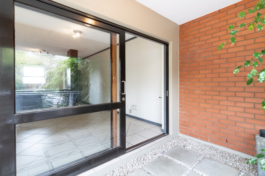 1 Bedroom Property for Sale in Lonehill Gauteng