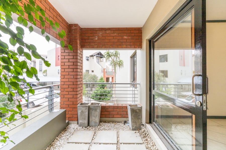 1 Bedroom Property for Sale in Lonehill Gauteng