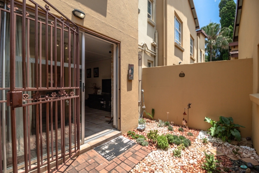 2 Bedroom Property for Sale in Rynfield Gauteng