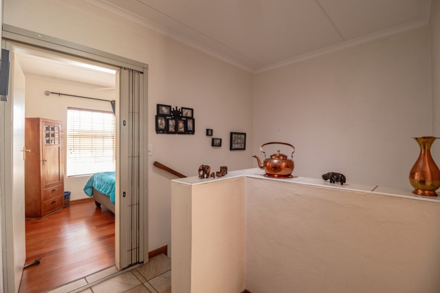 2 Bedroom Property for Sale in Rynfield Gauteng