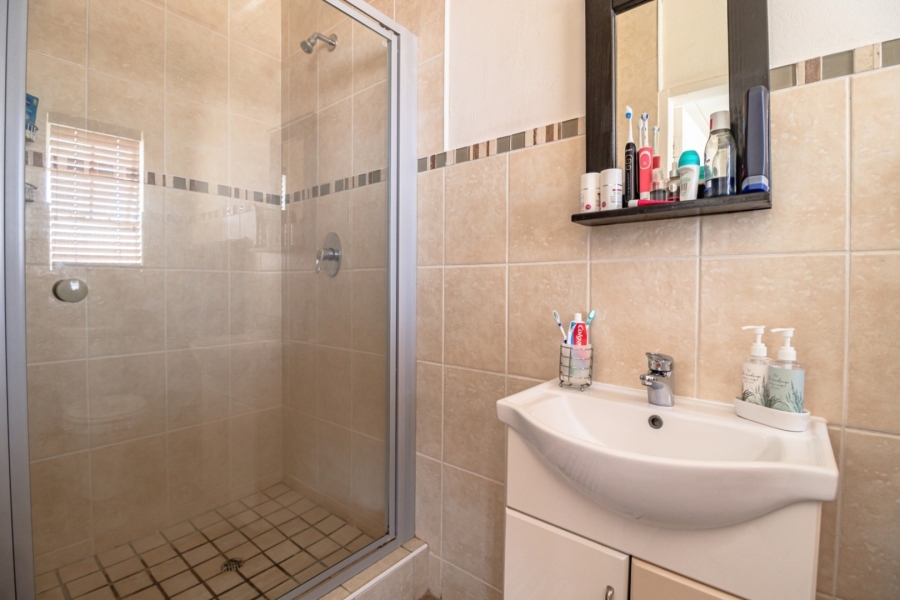 2 Bedroom Property for Sale in Rynfield Gauteng