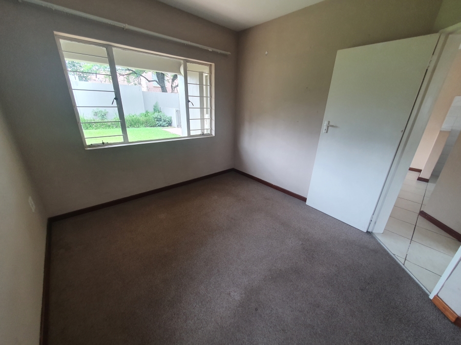 To Let 1 Bedroom Property for Rent in Vorna Valley Gauteng