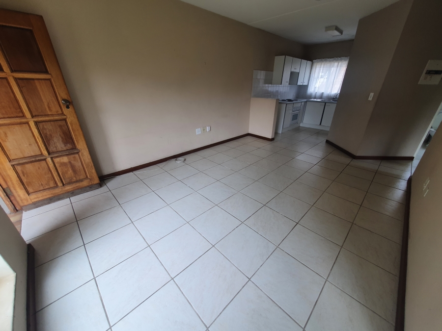 To Let 1 Bedroom Property for Rent in Vorna Valley Gauteng