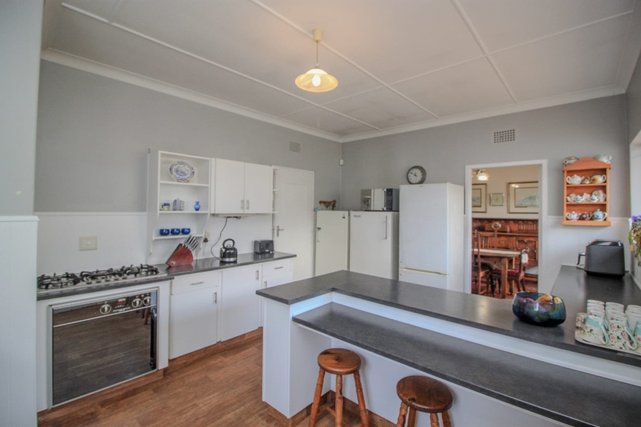 4 Bedroom Property for Sale in Nimrod Park Gauteng