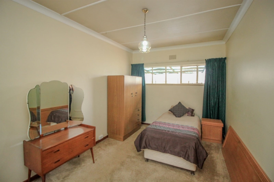 4 Bedroom Property for Sale in Nimrod Park Gauteng