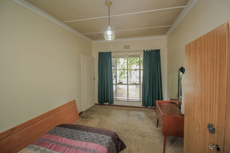 4 Bedroom Property for Sale in Nimrod Park Gauteng
