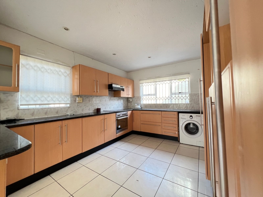 To Let 3 Bedroom Property for Rent in Sunninghill Gauteng