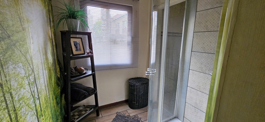 4 Bedroom Property for Sale in Risiville Gauteng