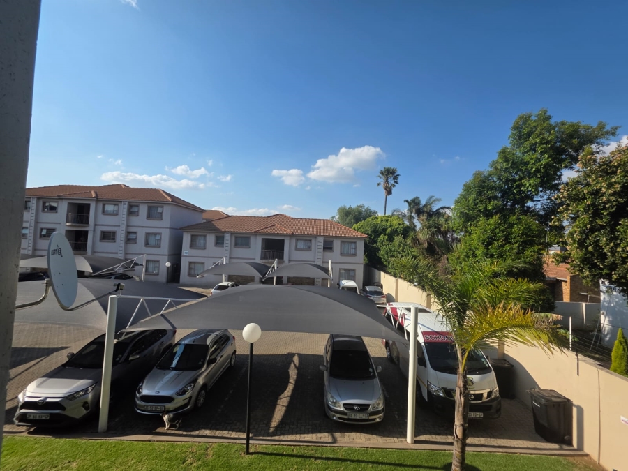 To Let 2 Bedroom Property for Rent in Bardene Gauteng
