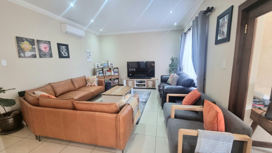 4 Bedroom Property for Sale in Crescent Wood Country Estate Gauteng