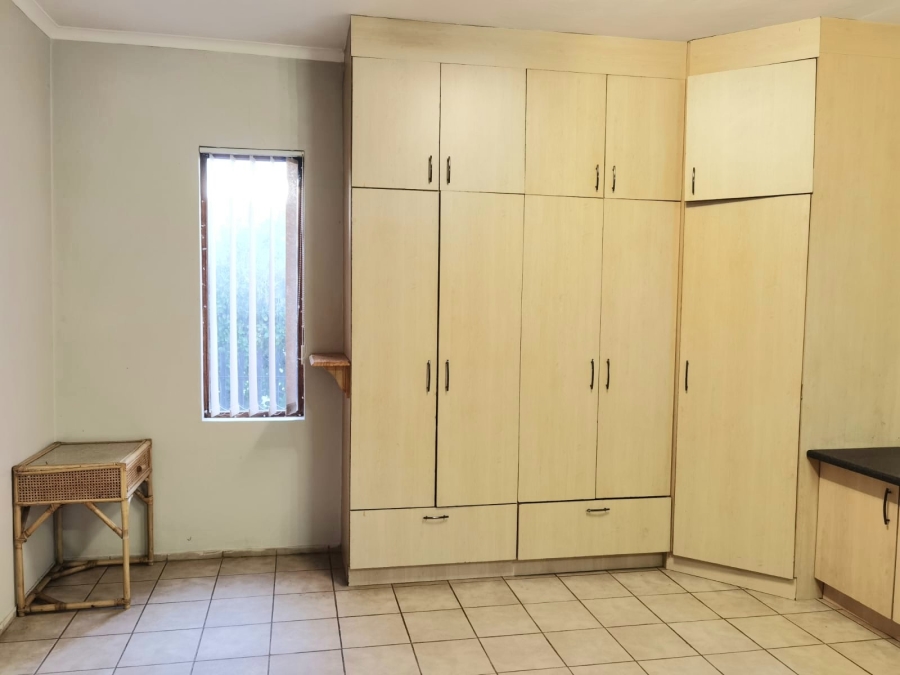 4 Bedroom Property for Sale in Crescent Wood Country Estate Gauteng