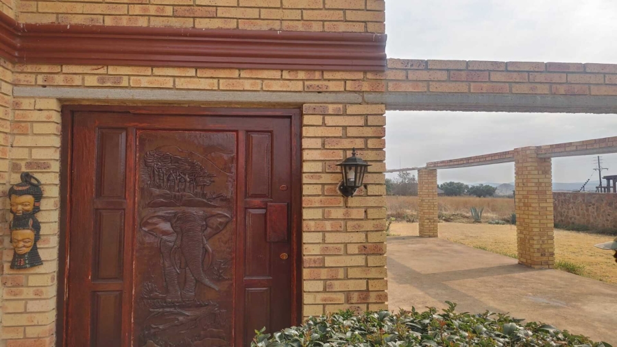3 Bedroom Property for Sale in Vaaloewer Gauteng