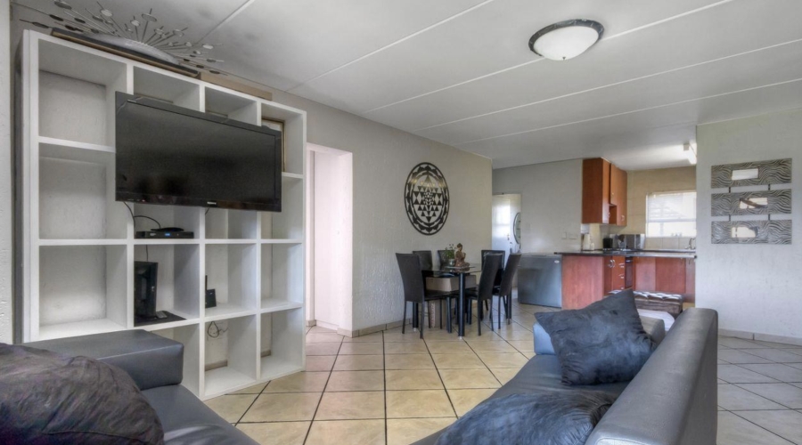 To Let 3 Bedroom Property for Rent in Buccleuch Gauteng