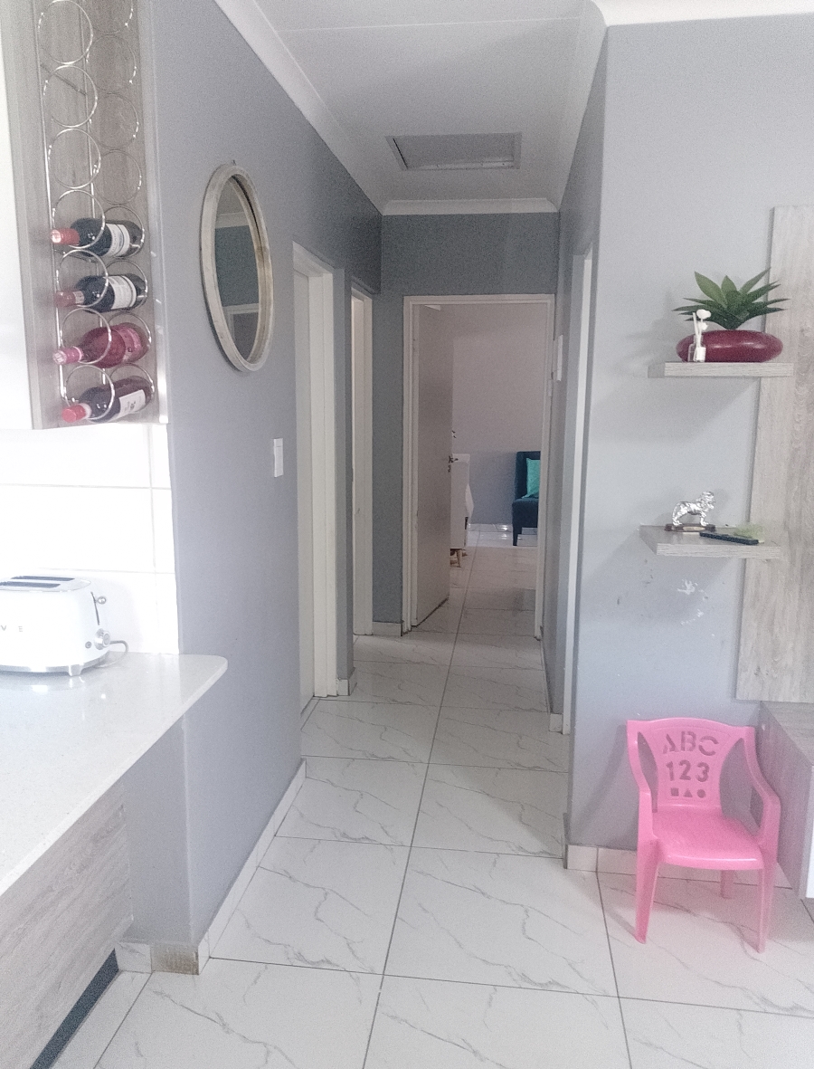 3 Bedroom Property for Sale in Dawn Park Gauteng