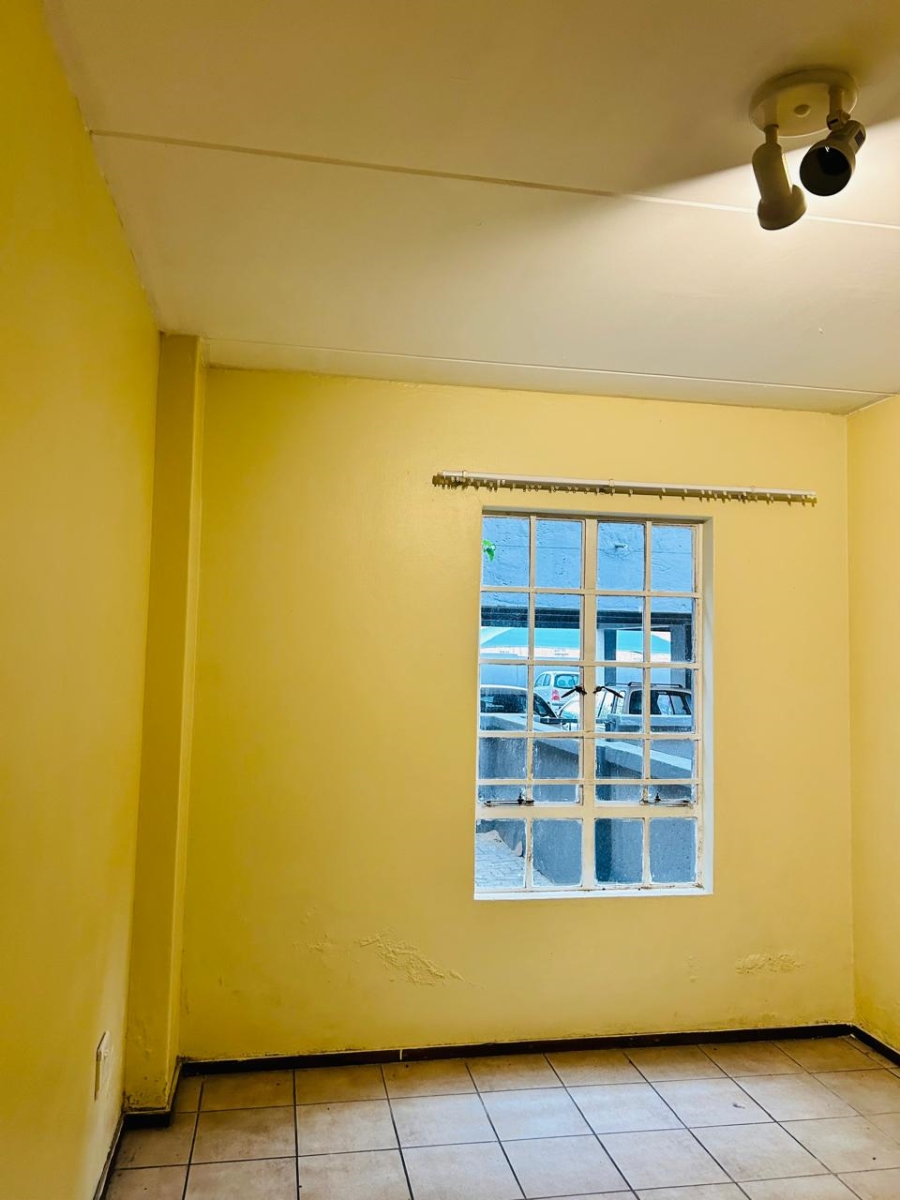 1 Bedroom Property for Sale in Ravenswood Gauteng