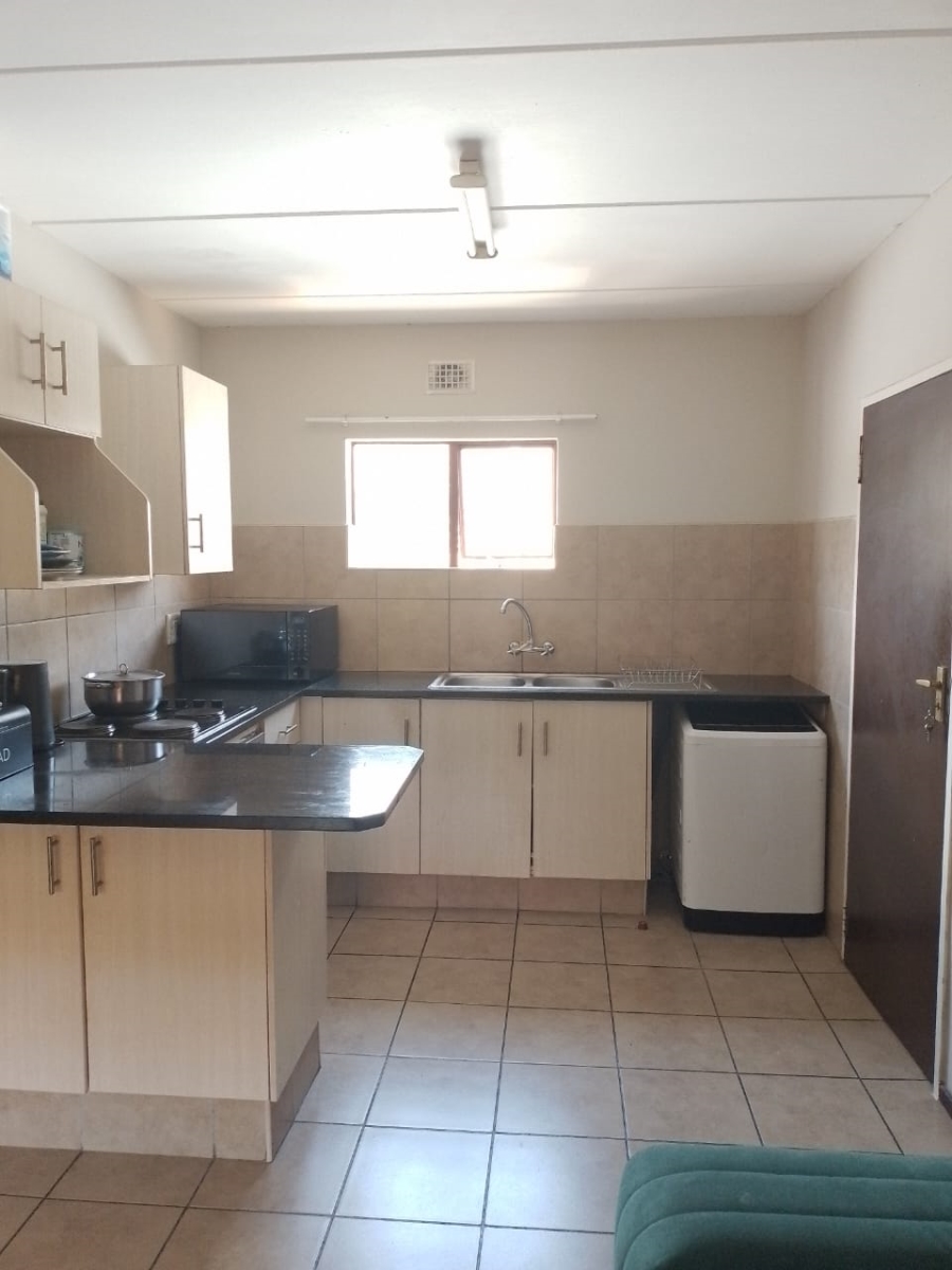 2 Bedroom Property for Sale in Noordwyk Gauteng